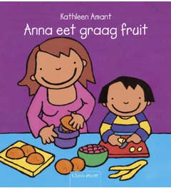 Anna eet graag fruit