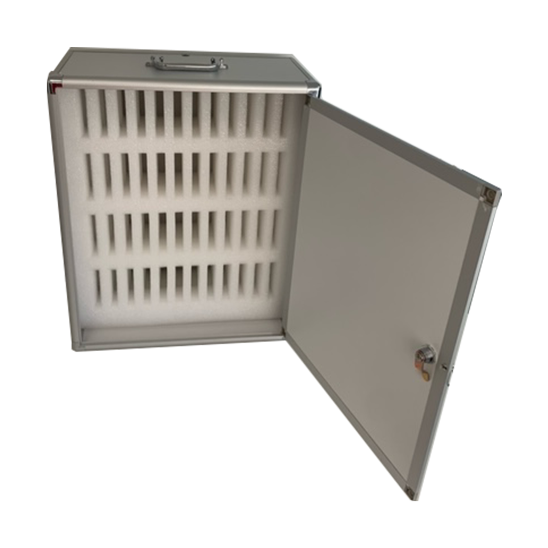 Telefoonkoffer - 48 telefoons (geblindeerd)